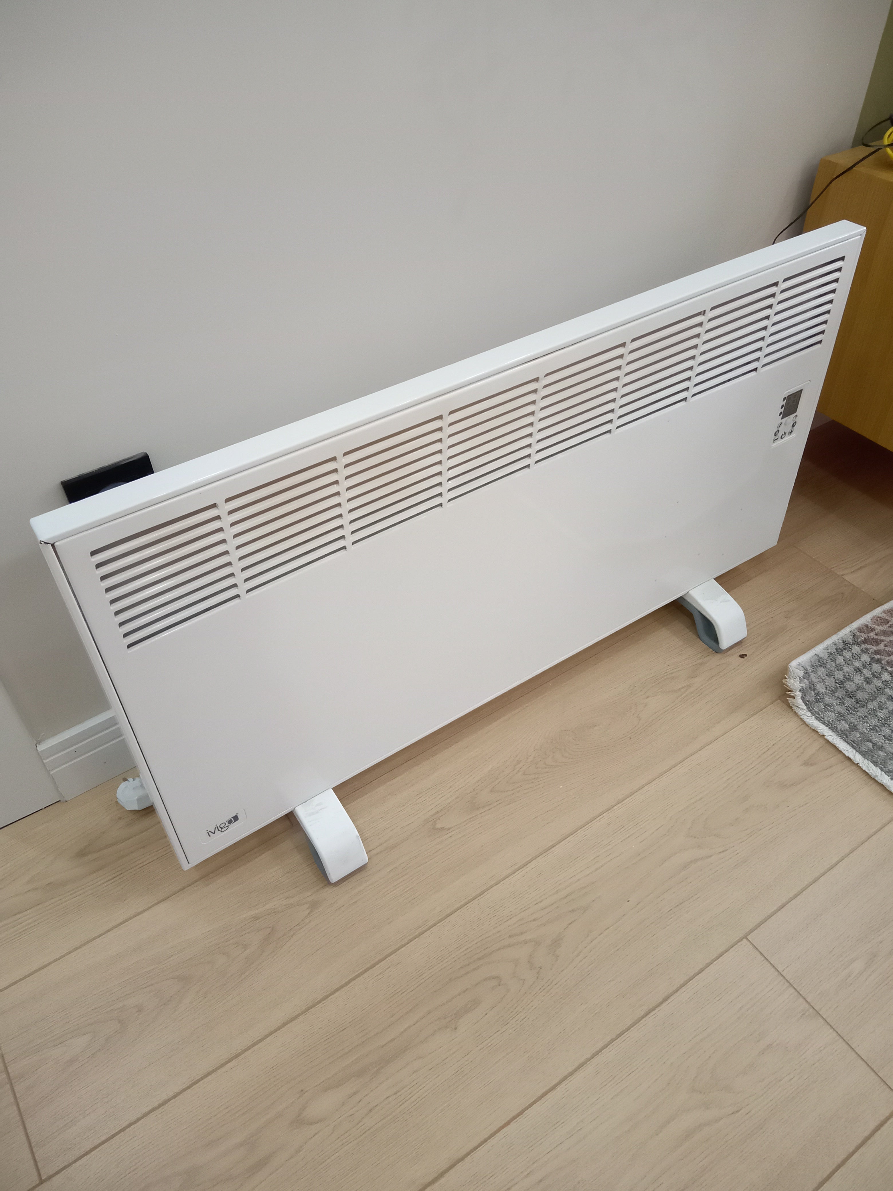 Dijital Beyaz 500 W Isıtıcı Ivigo