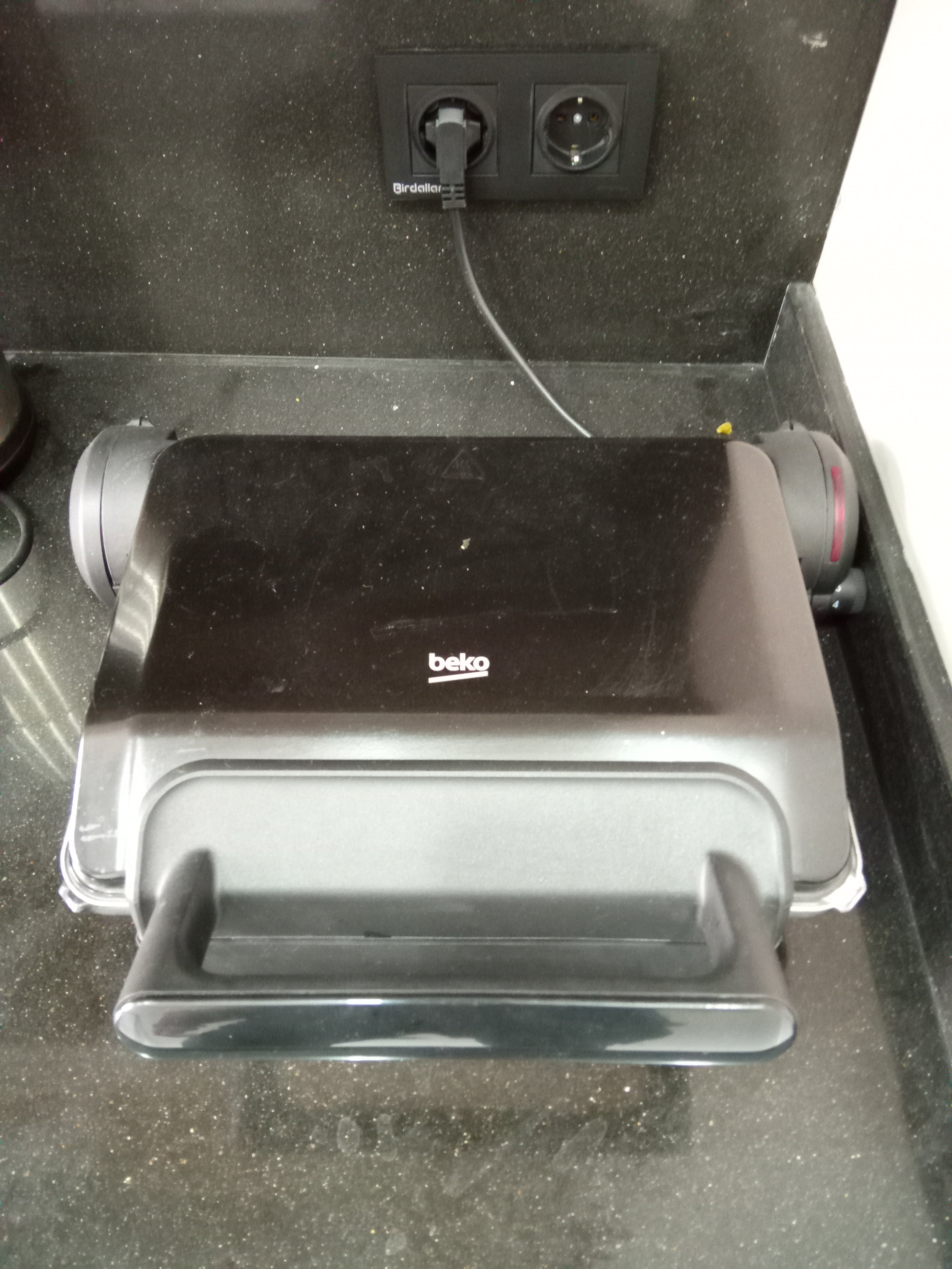 Beko Tost Makinesi TM2006