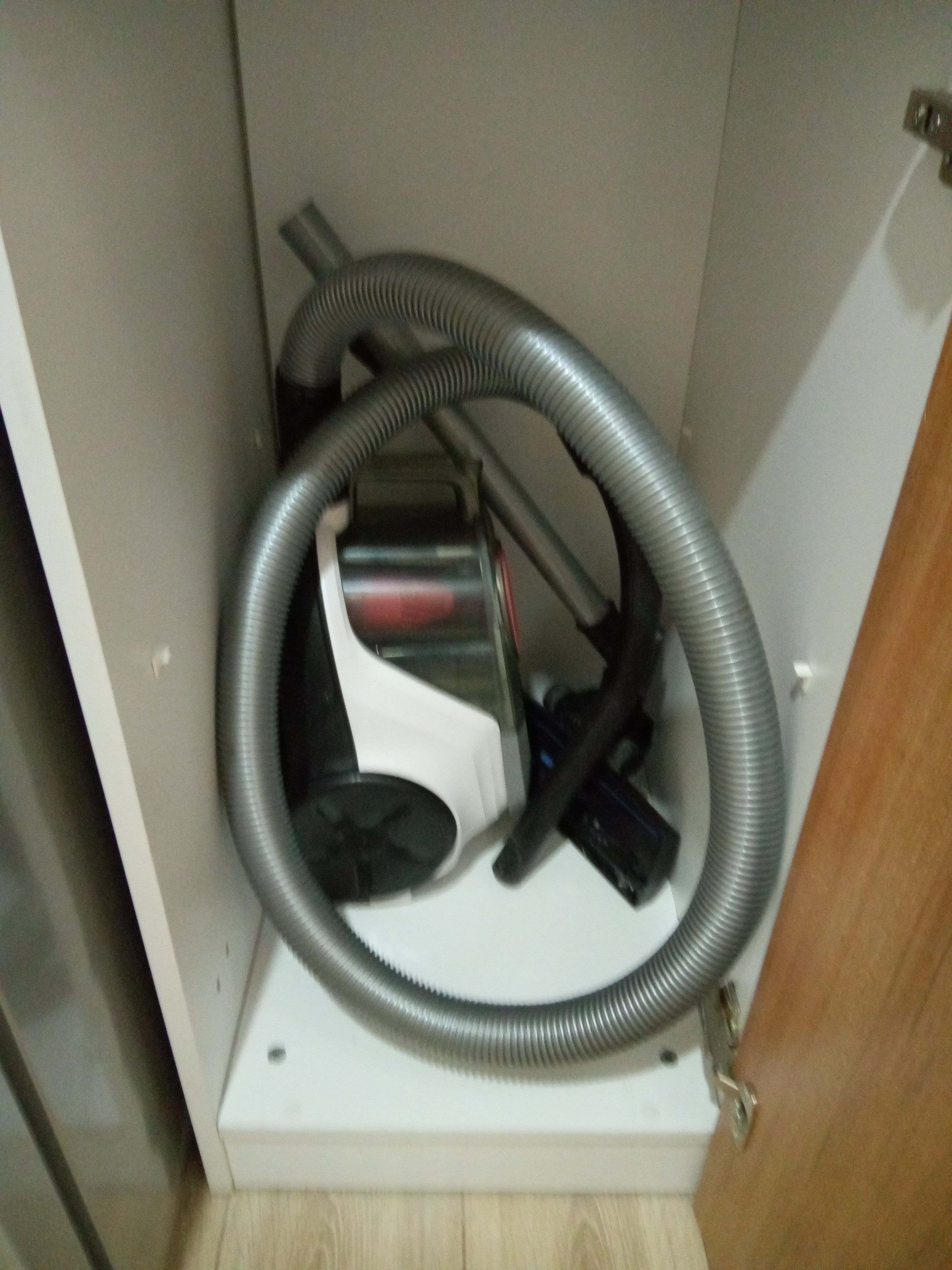 Philips Elektrikli Süpürge XB