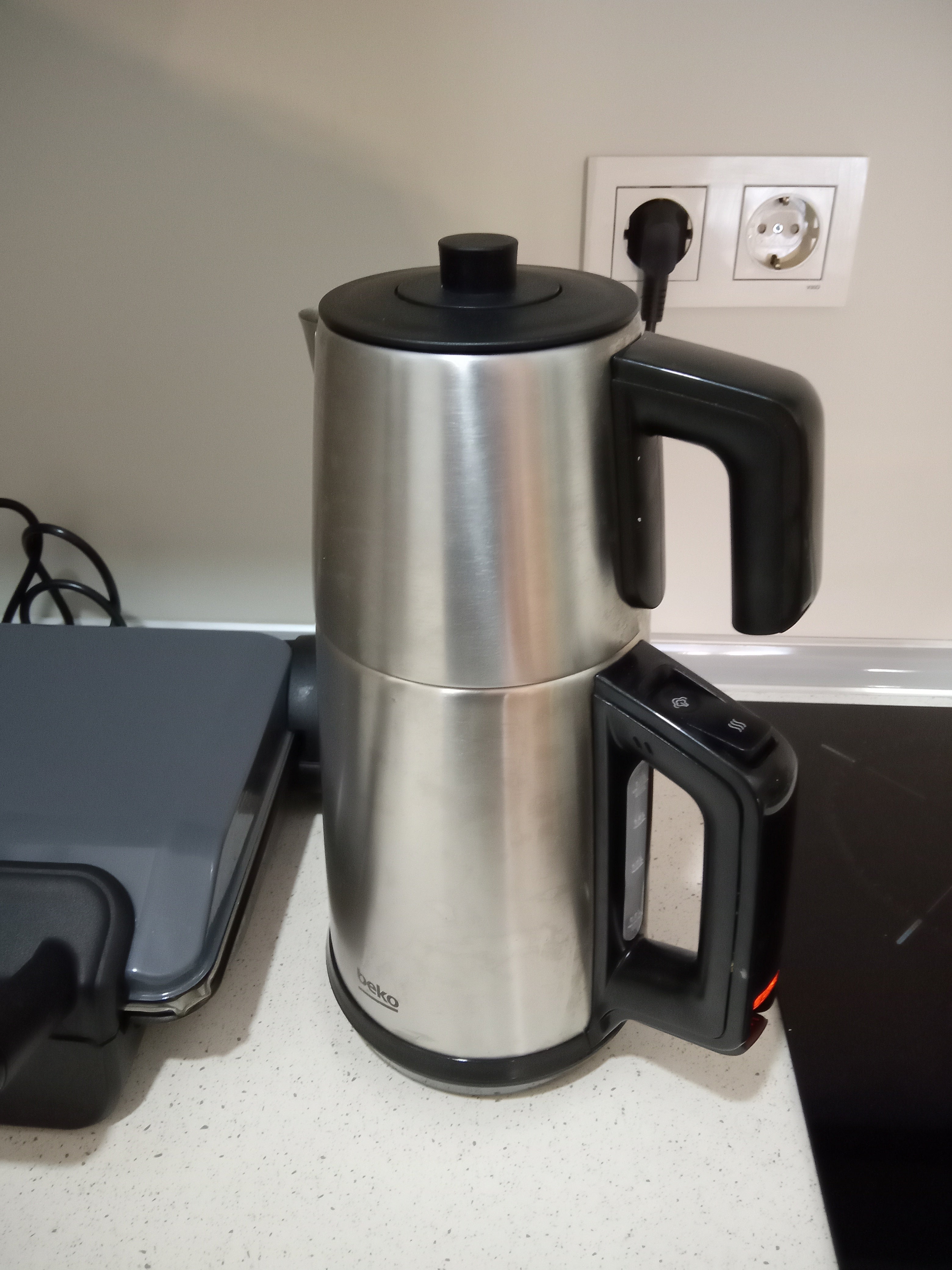 Beko Çay Makinesi BKK2210