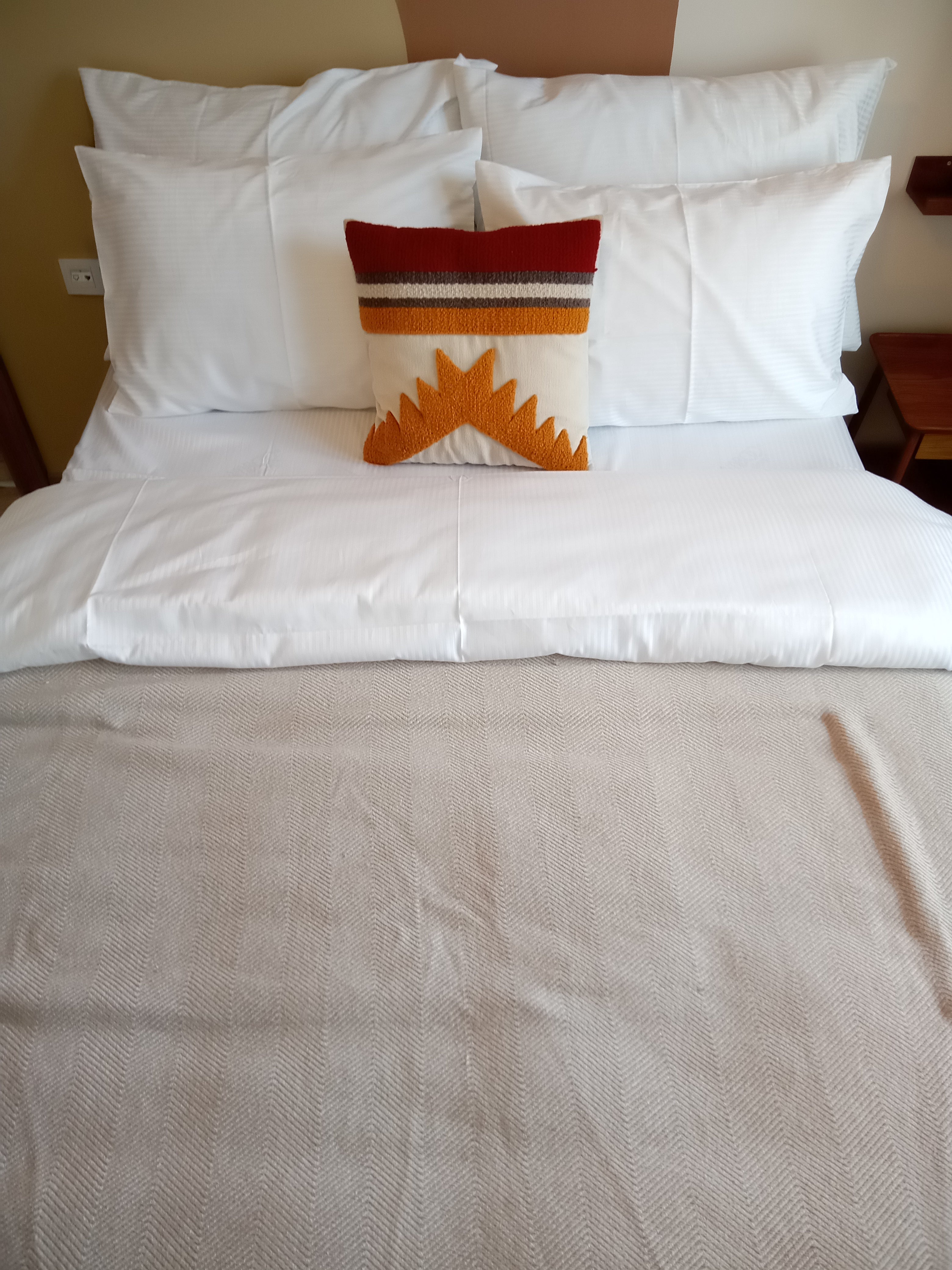 Lilium Karyola Siyah 140x190