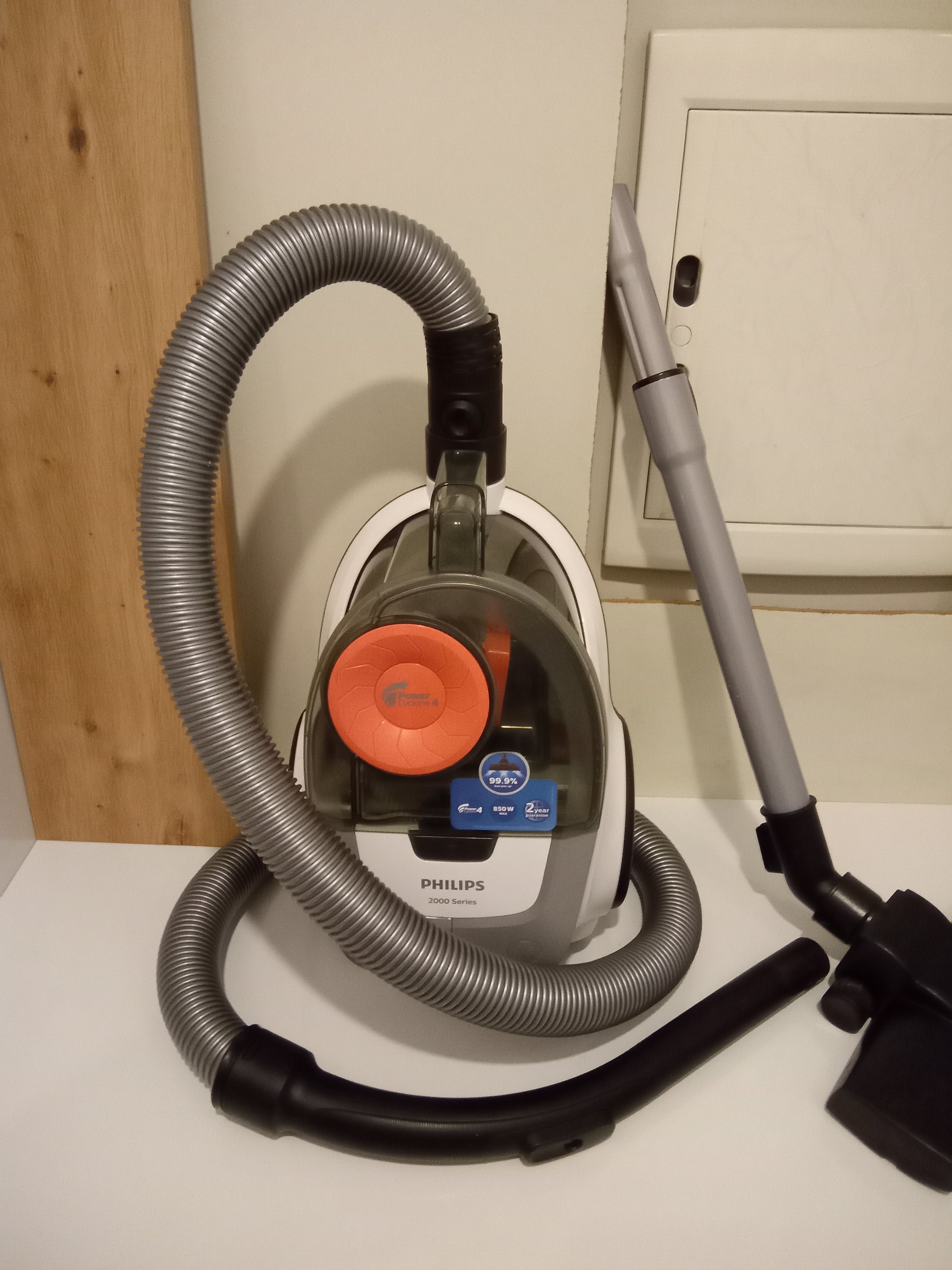 Philips Elektrikli Süpürge XB