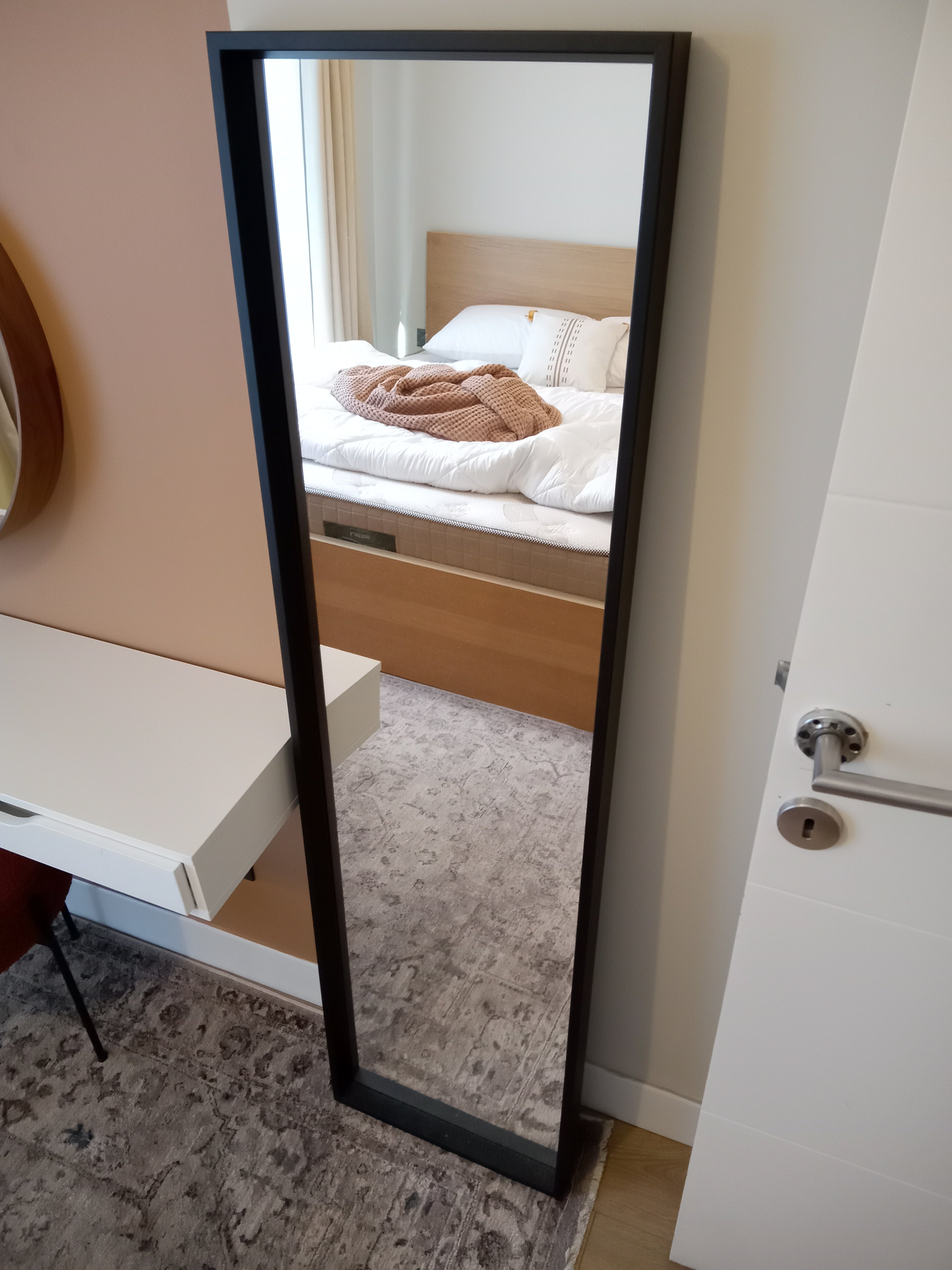 Nissedal Boy Aynası 40x150 Siyah