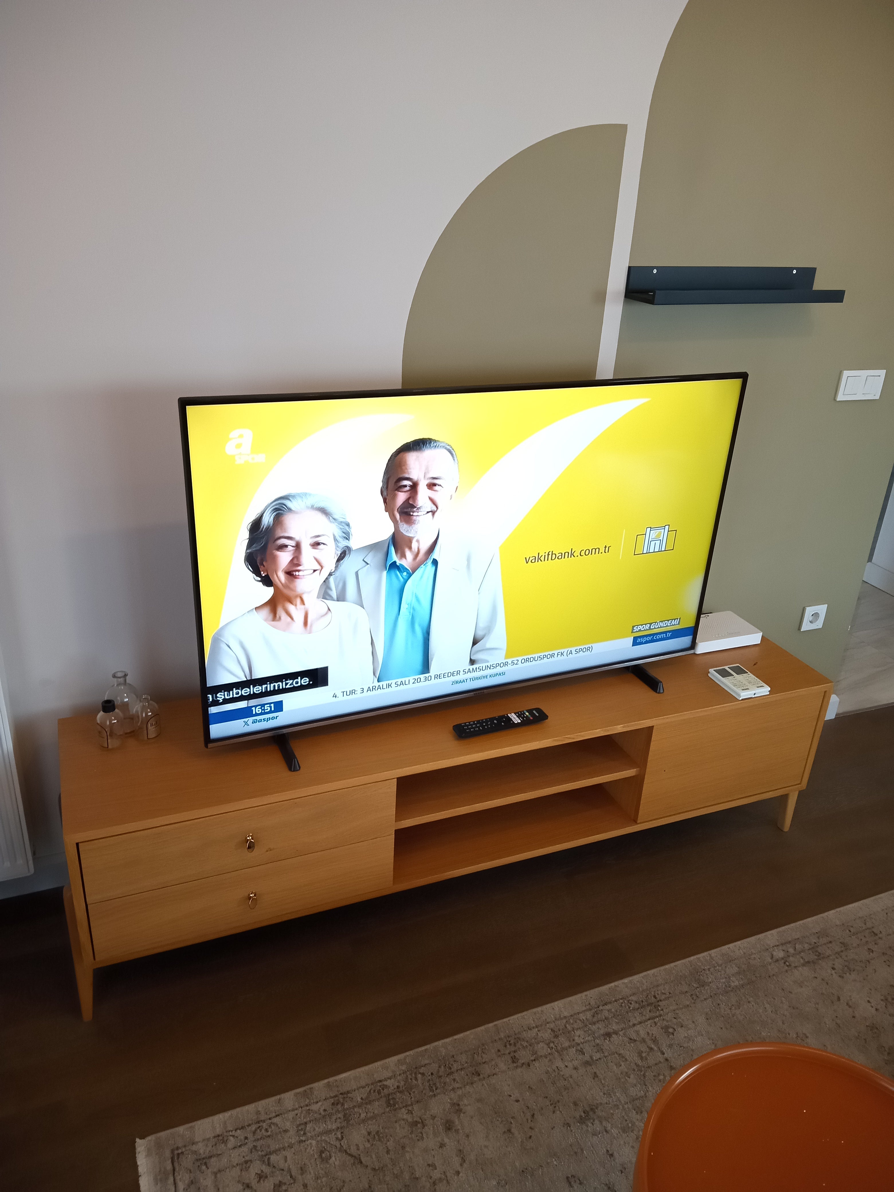 Fil Tv Sehpası Meşe 180 cm