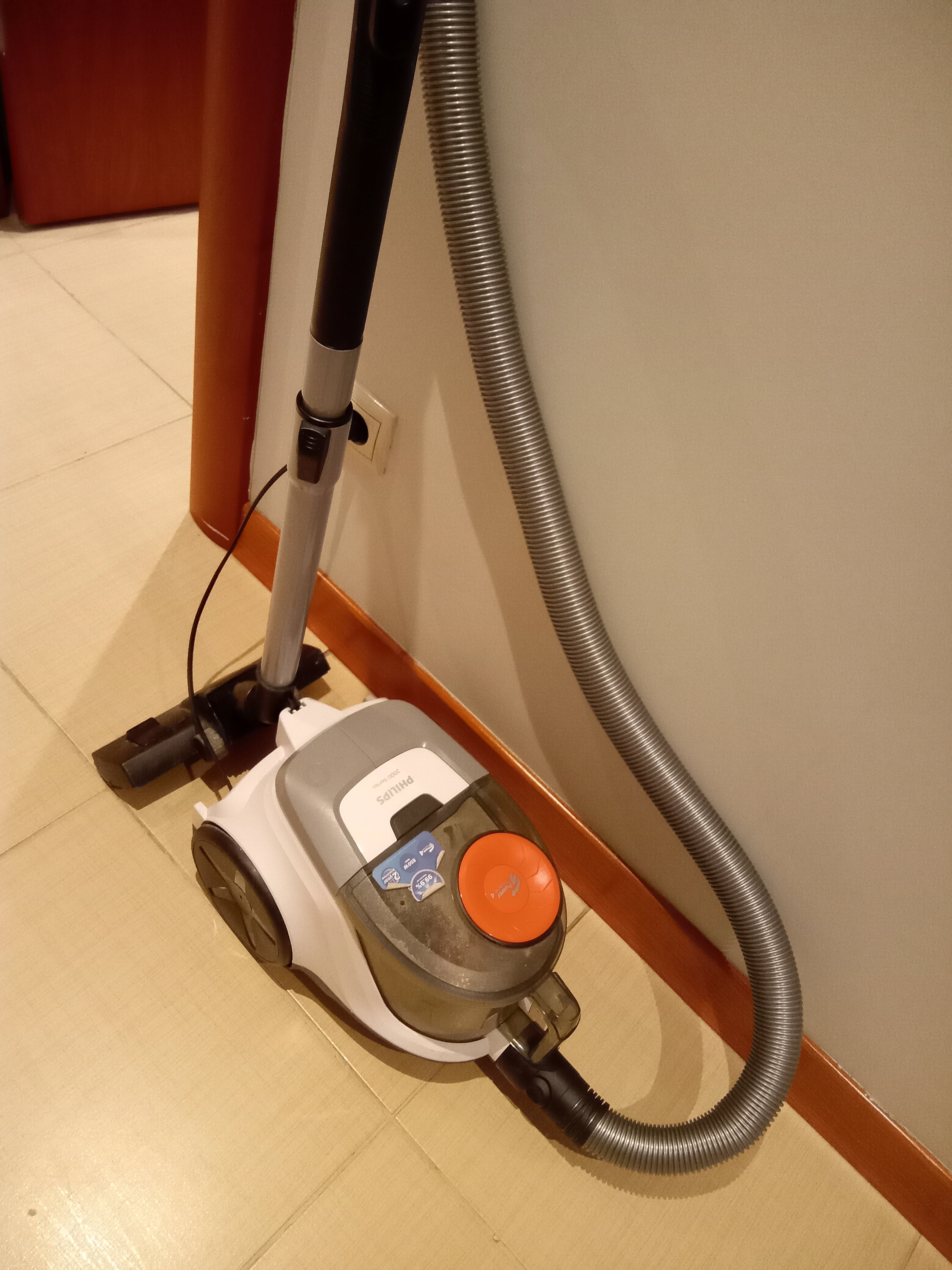 Philips Elektrikli Süpürge FC93