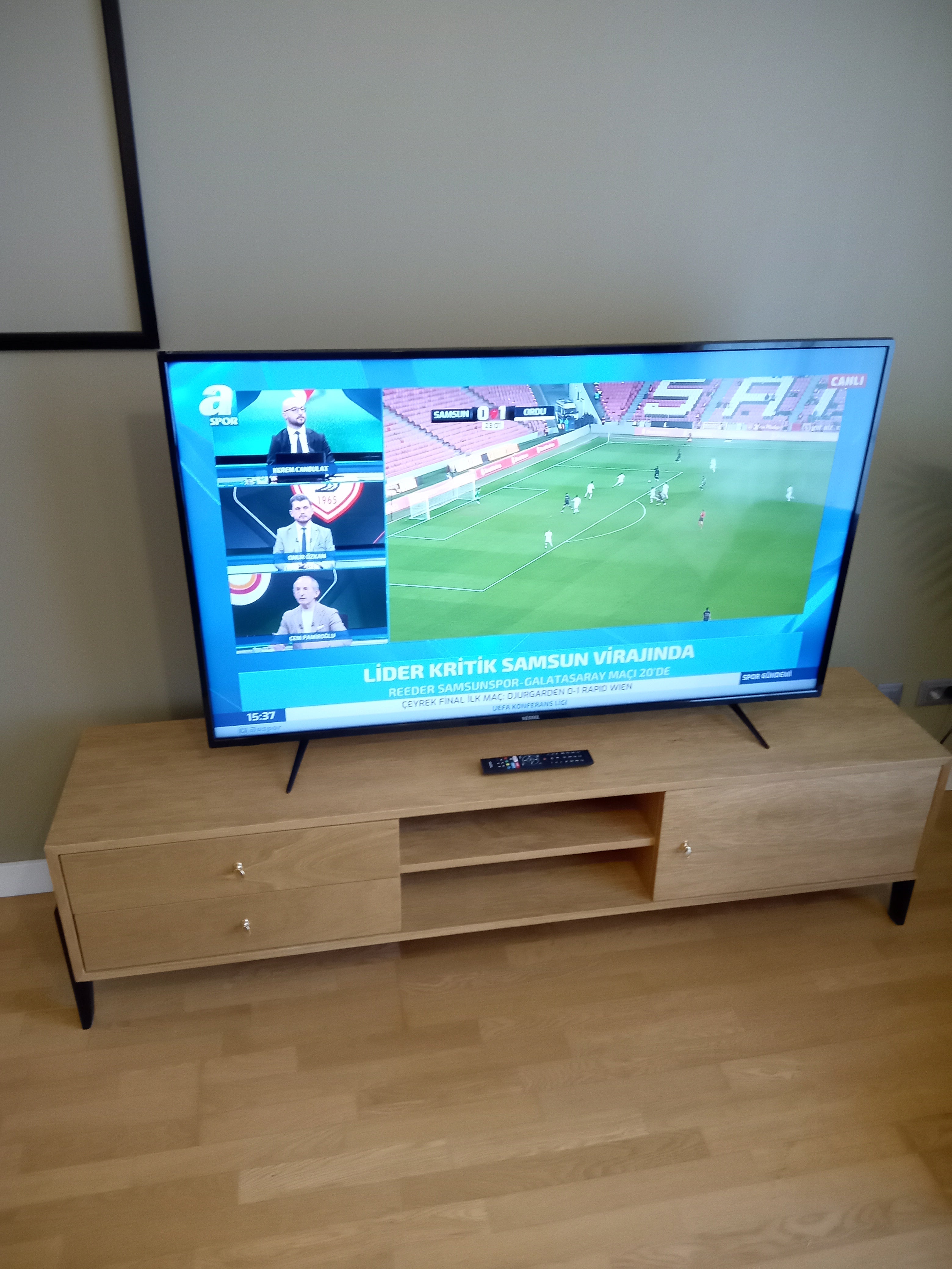 Fil TV Sehpası 180 cm Meşe & Siyah