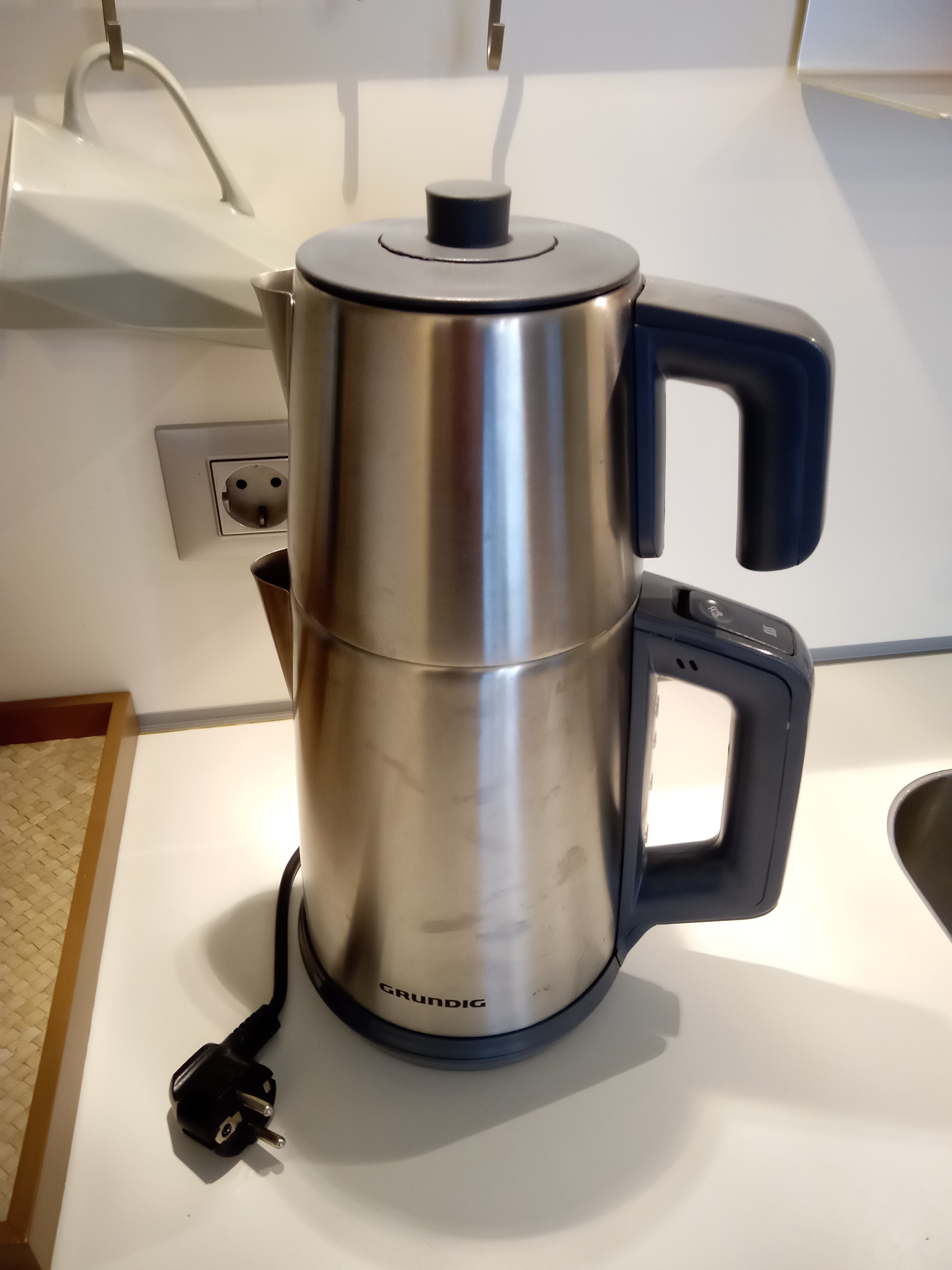 Grundig Çay Makinesi CM4020
