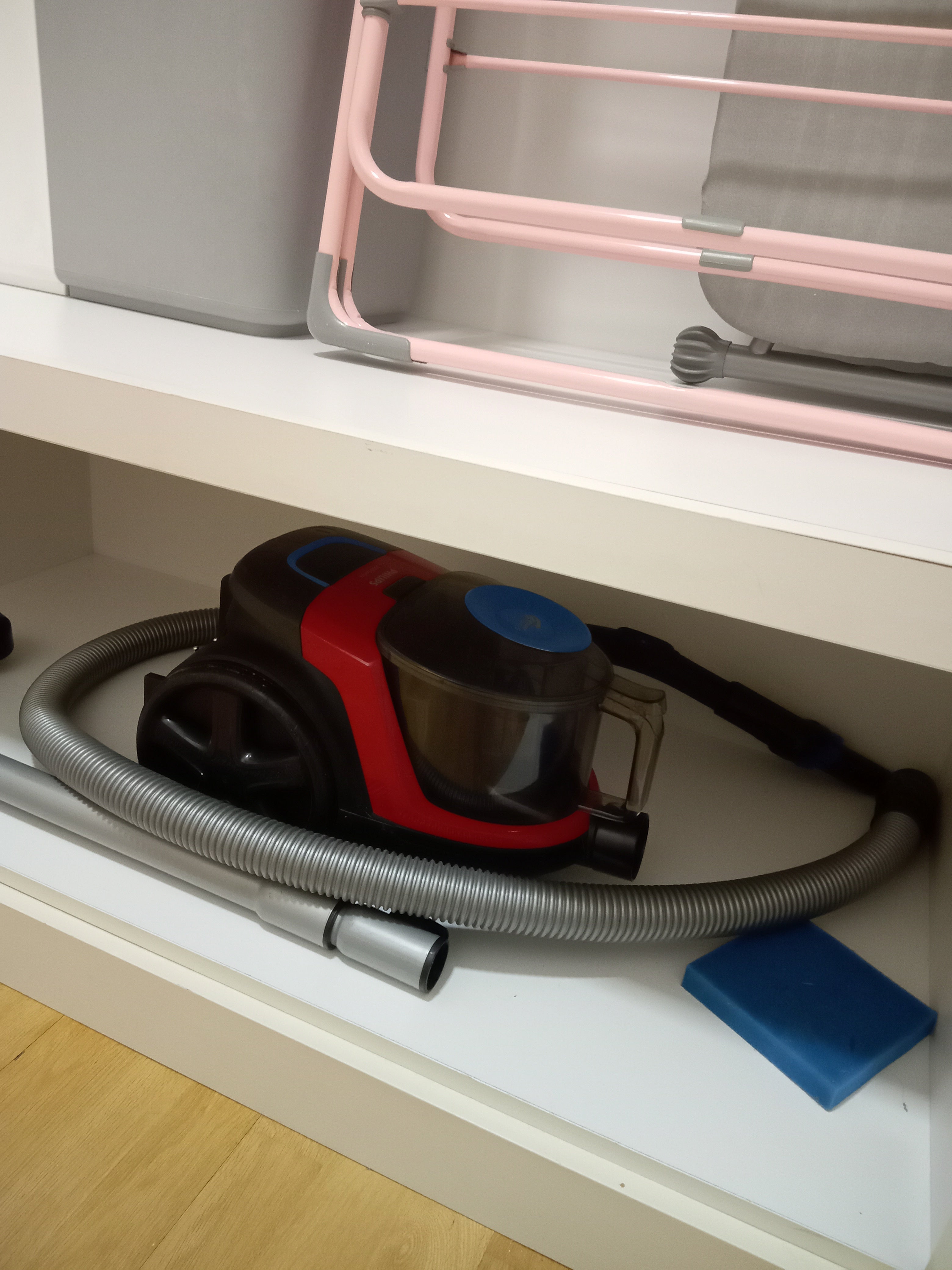 Philips Elektrikli Süpürge FC93