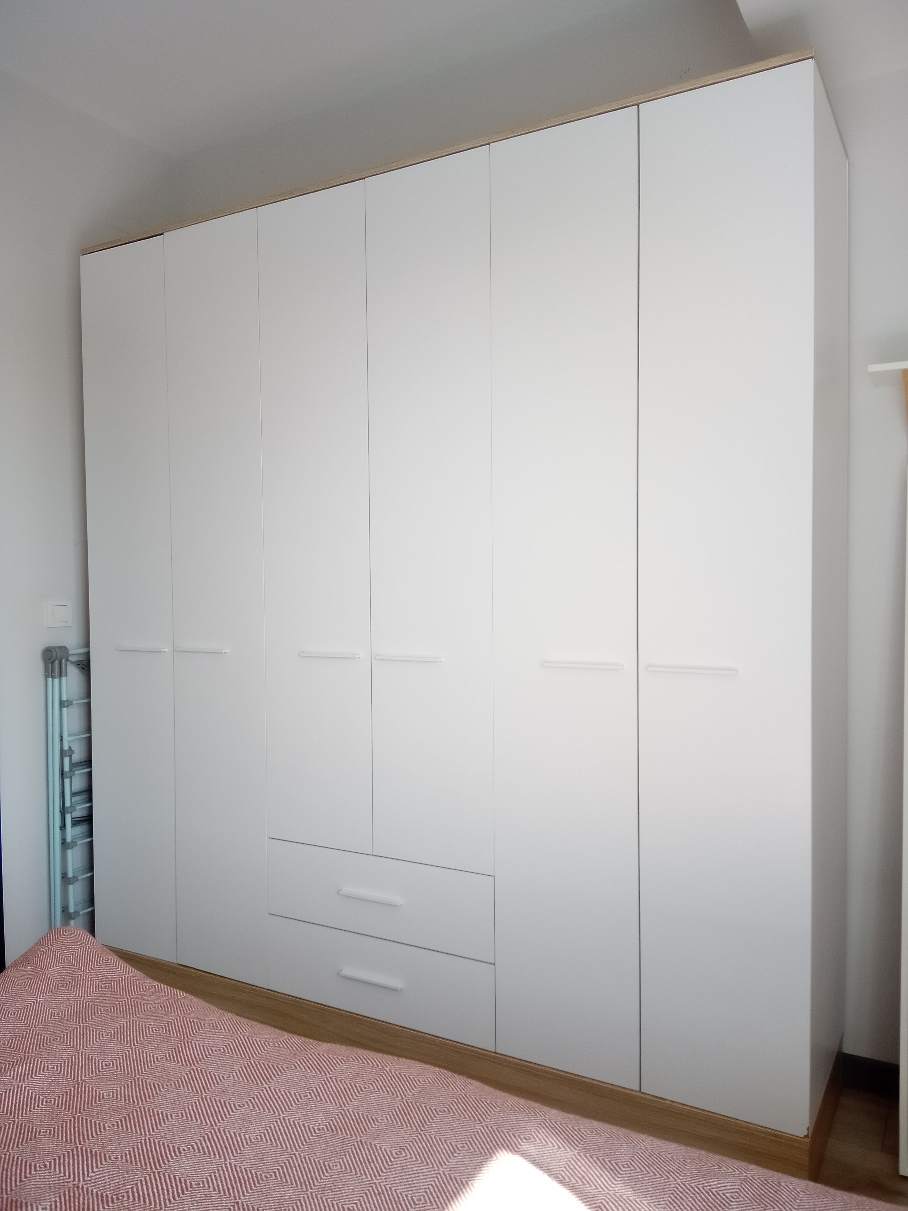 Base 6 Kapaklı Gardırop