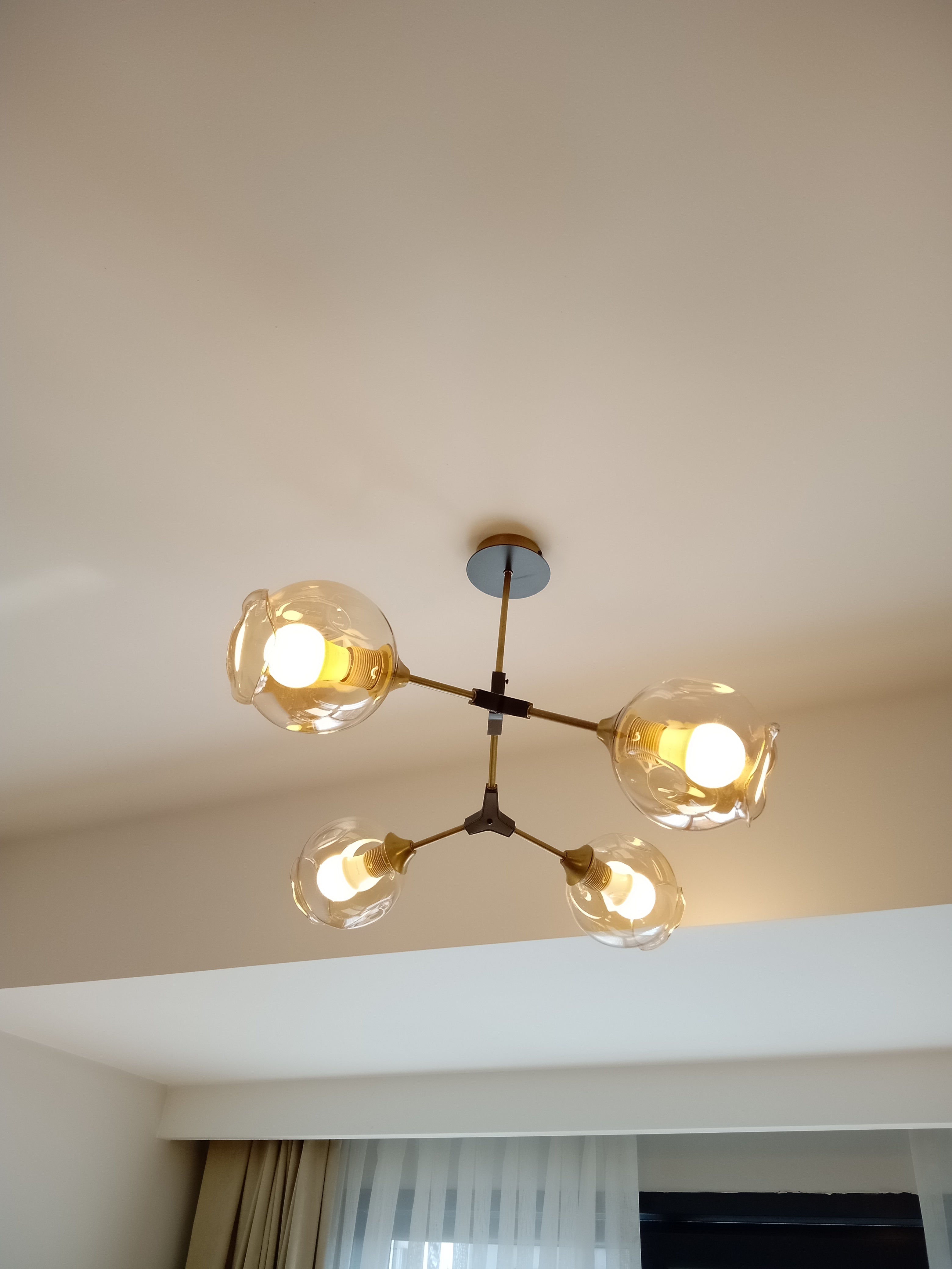 Lilian Modern Sarkıt / Avize