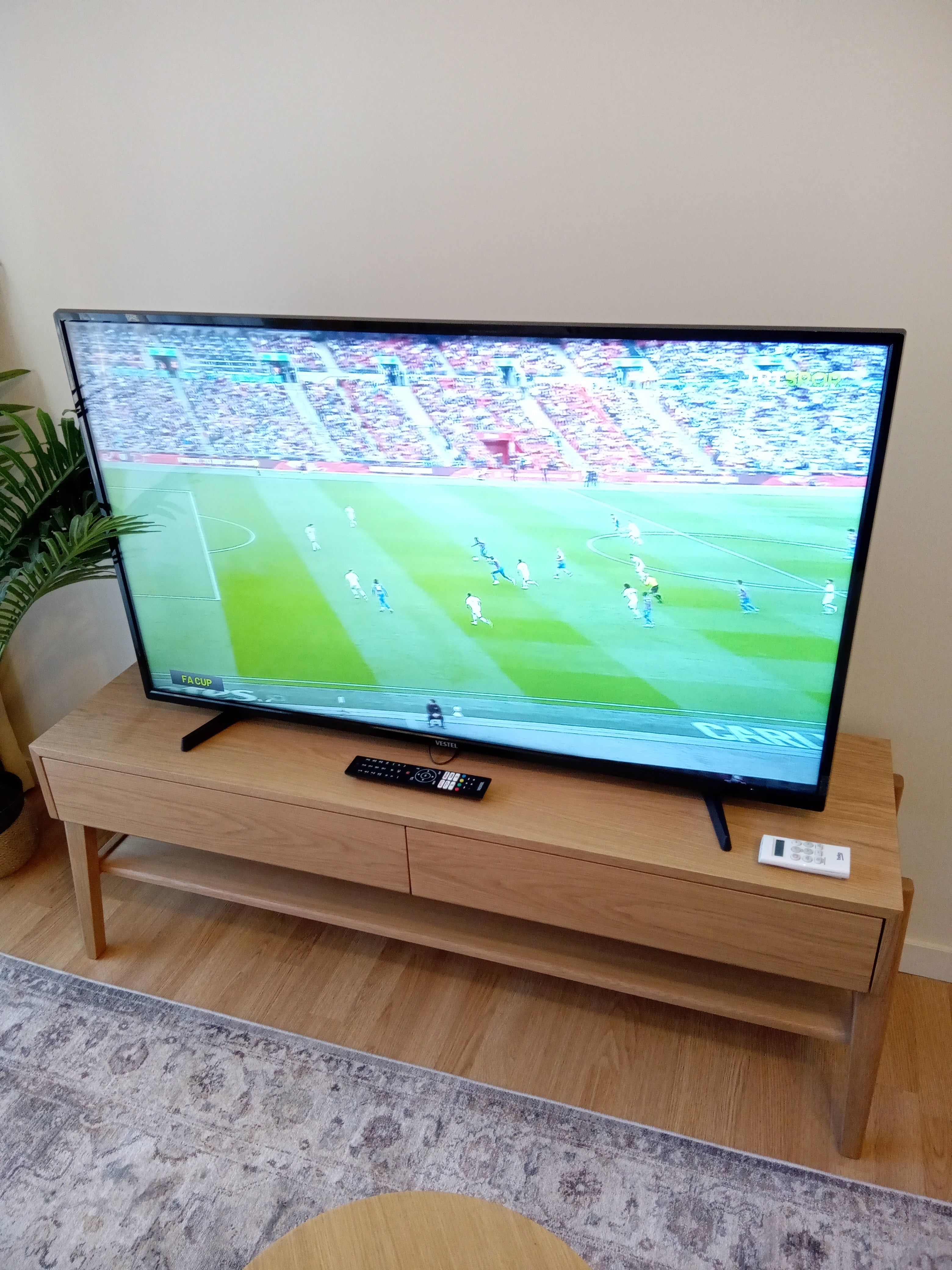 Freya Tv Sehpası 140 cm Meşe