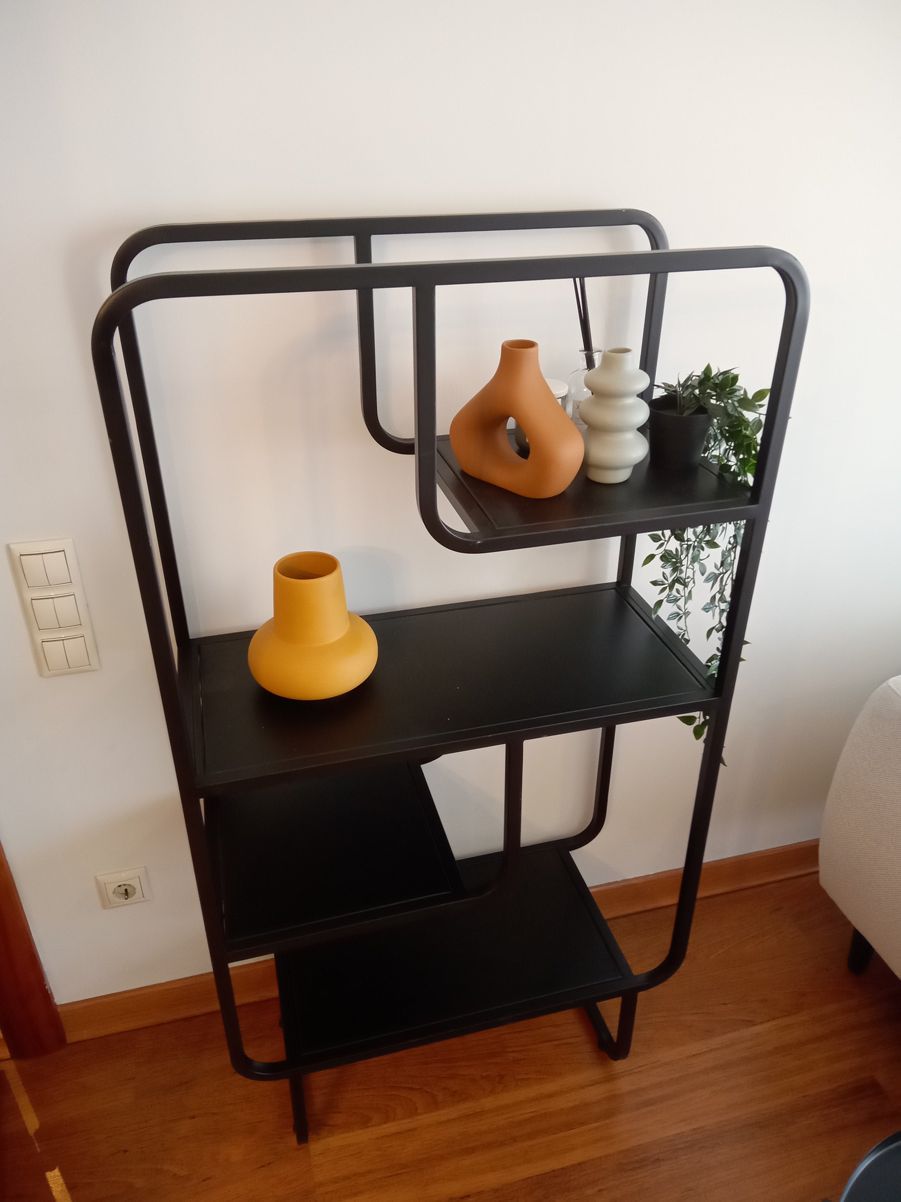 Moon Siyah Metal Kitaplık