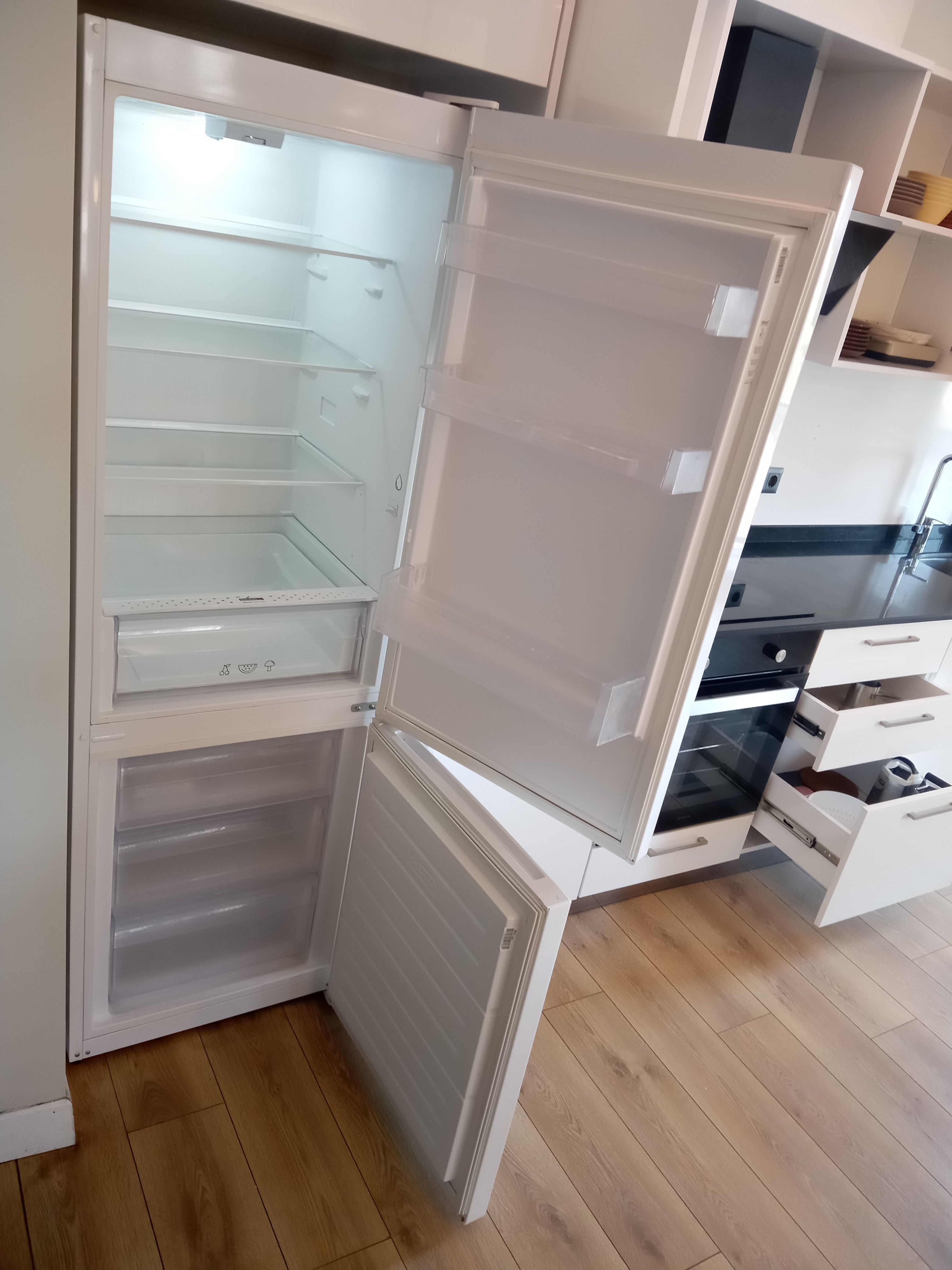 Vestel SK35001 Statik Buzdolabı