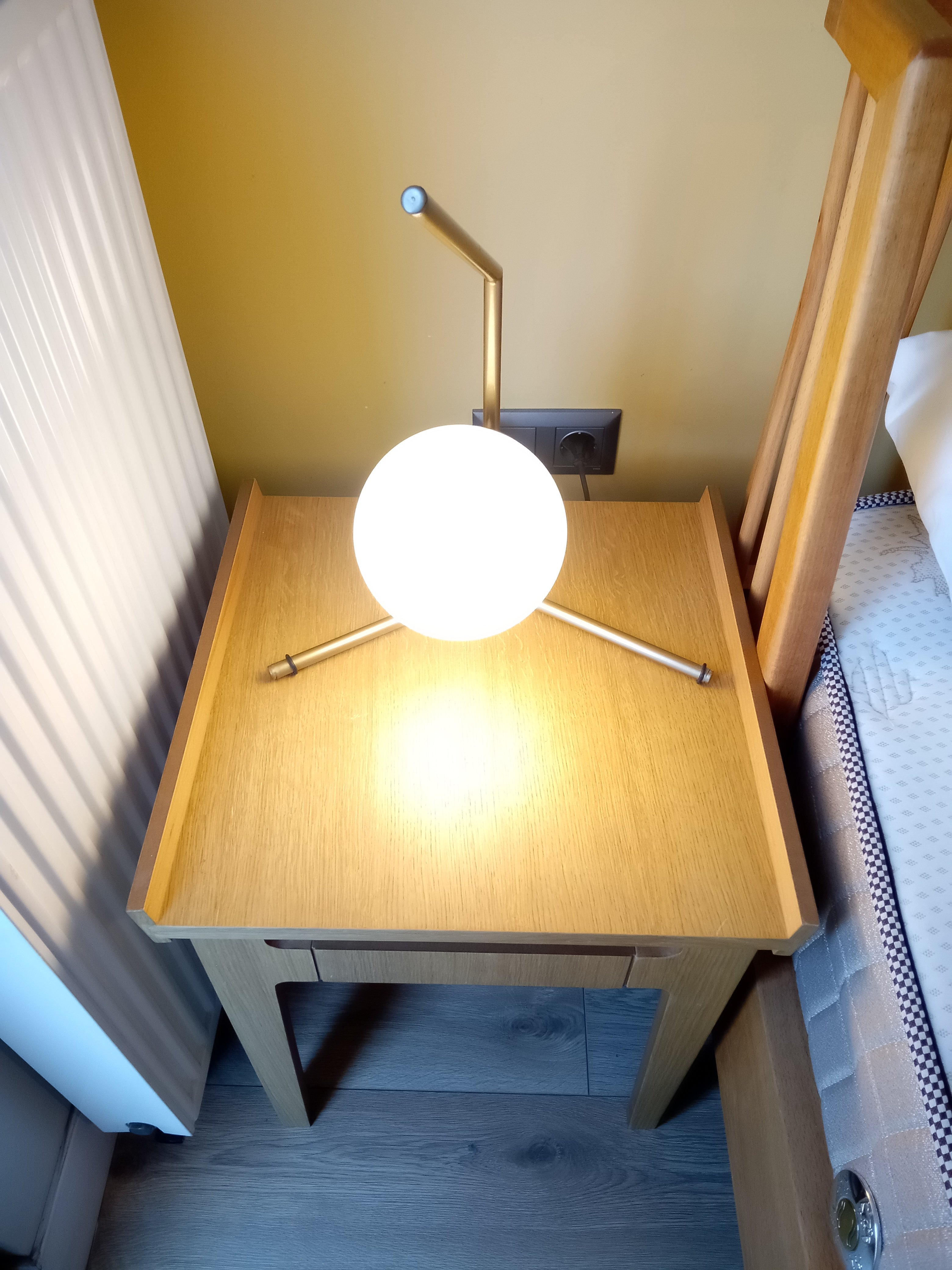 Sara Short Eskitme Masa Lambası