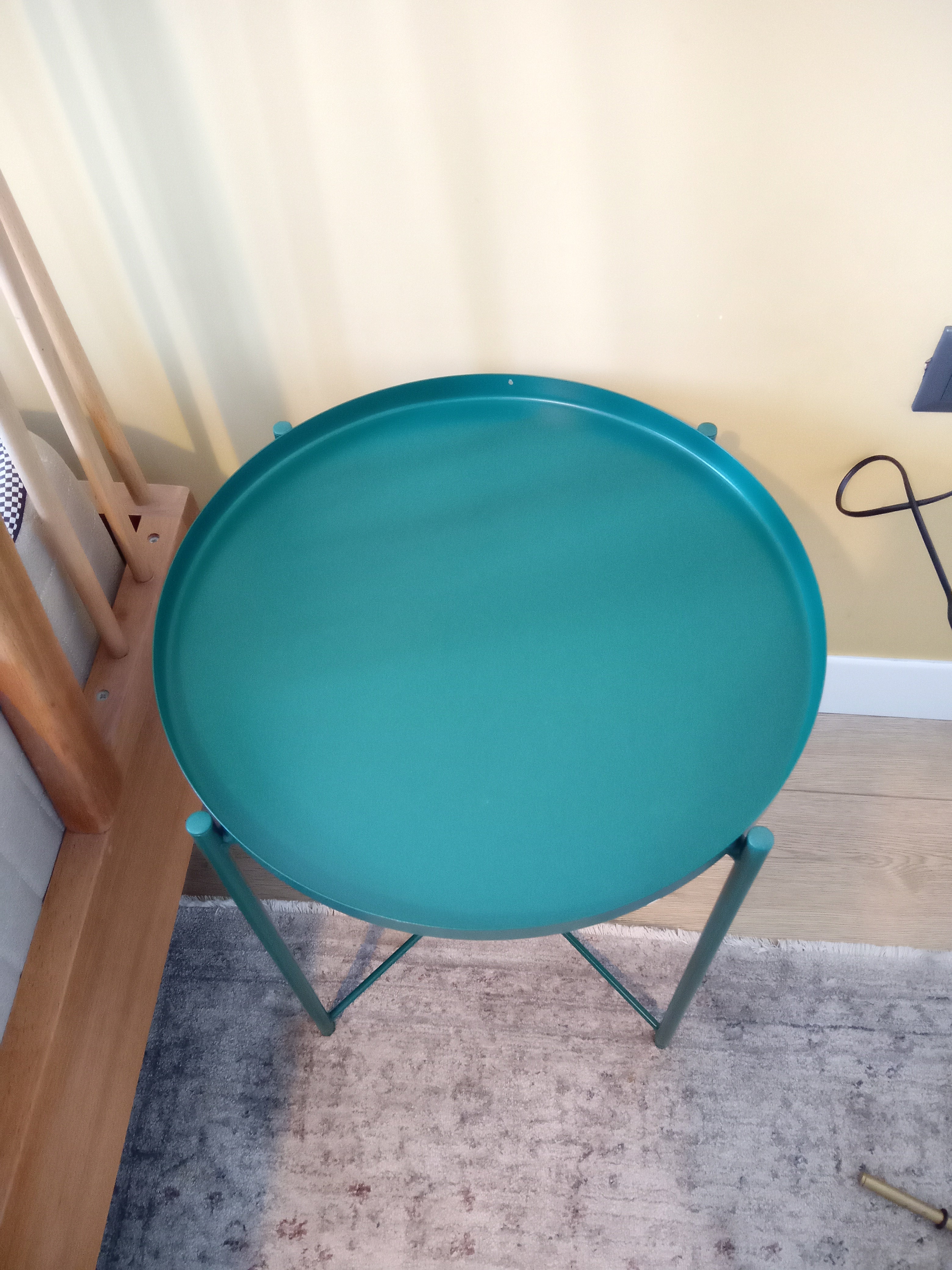 Gladom Yan Sehpa Yeşil