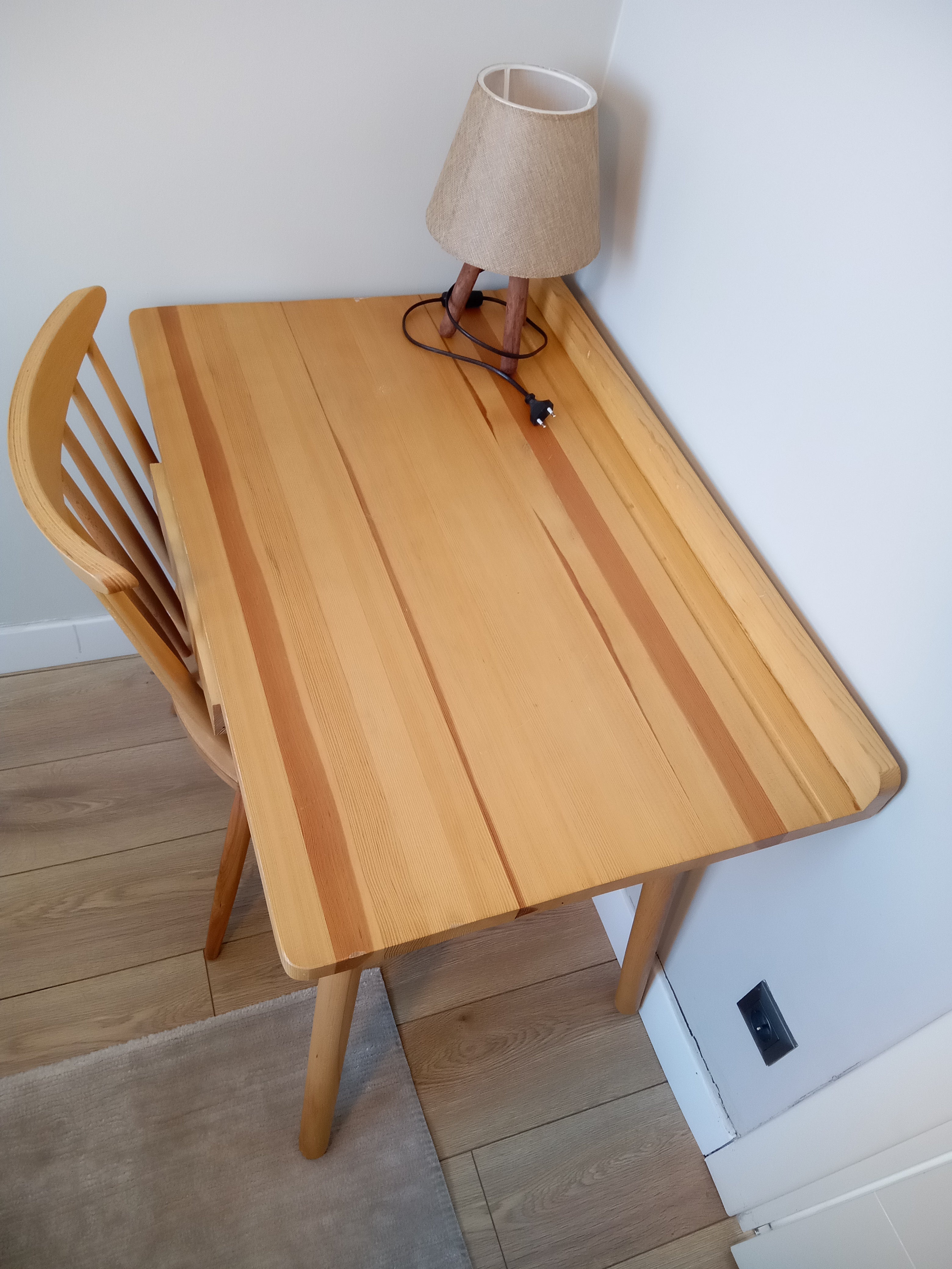 Novak Çalışma Masası