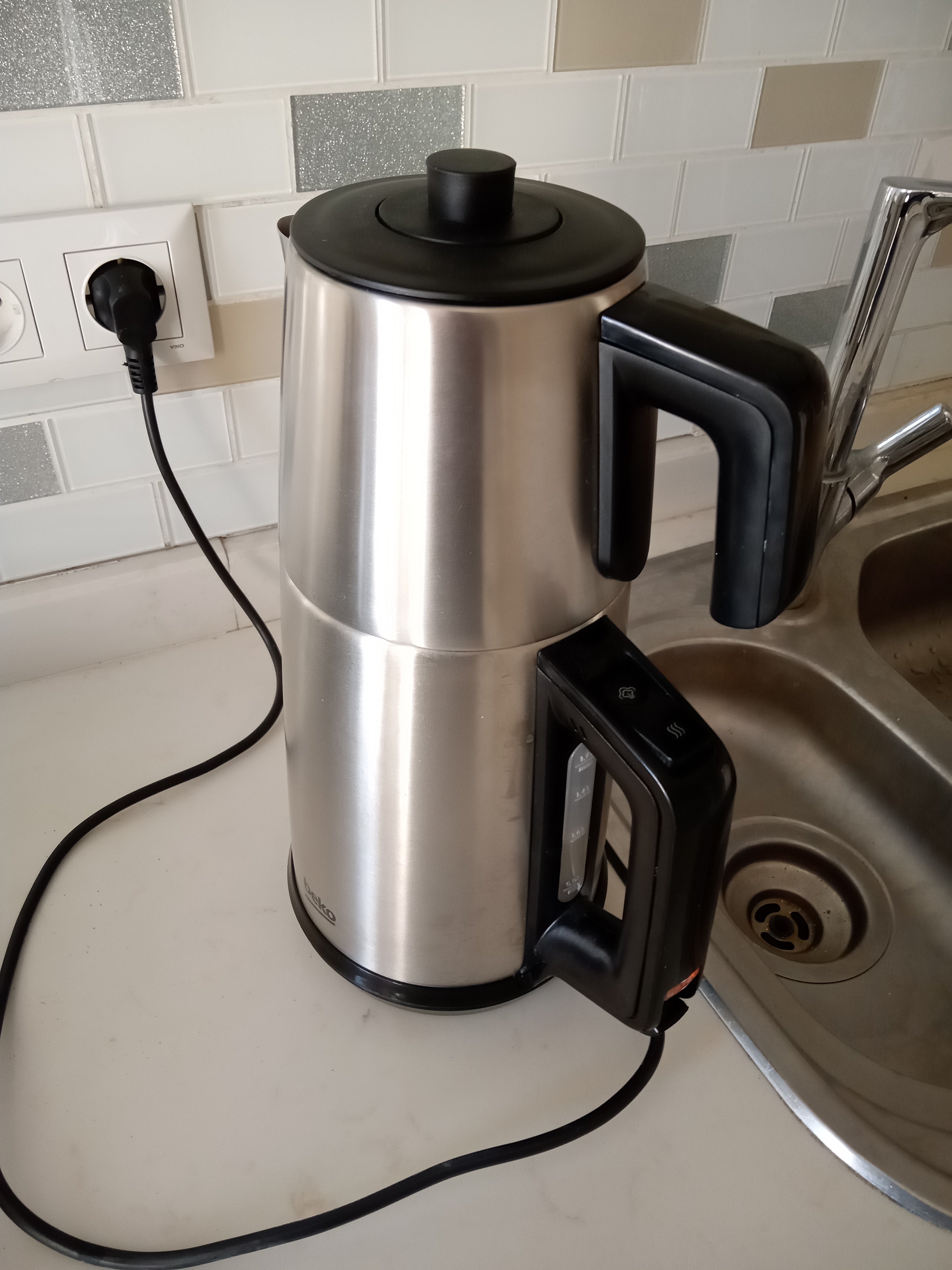 Beko Çay Makinesi BKK2210
