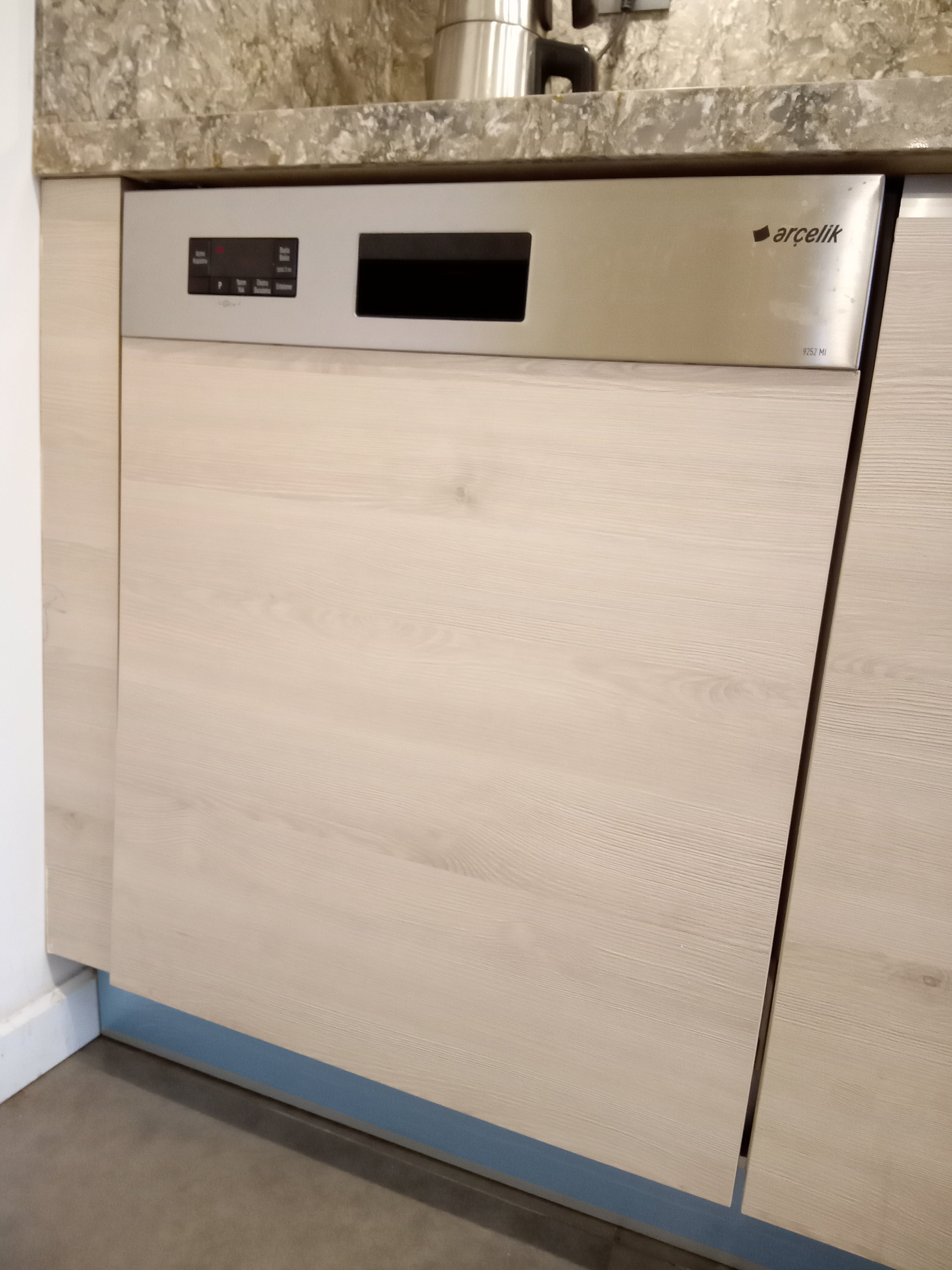 Arçelik Yarı Ankastre Bulaşık Makinesi