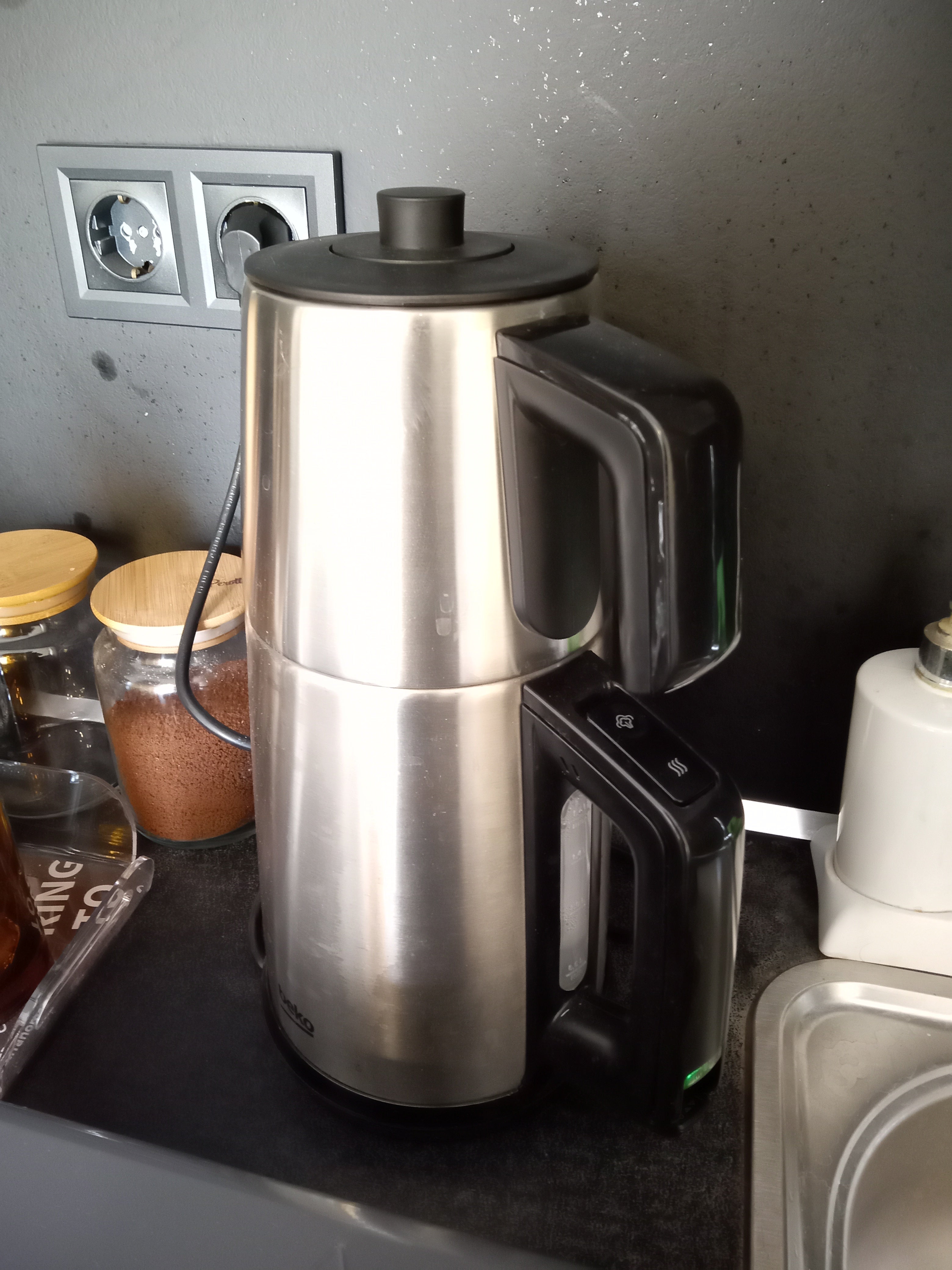 Beko Çay Makinesi BKK2210