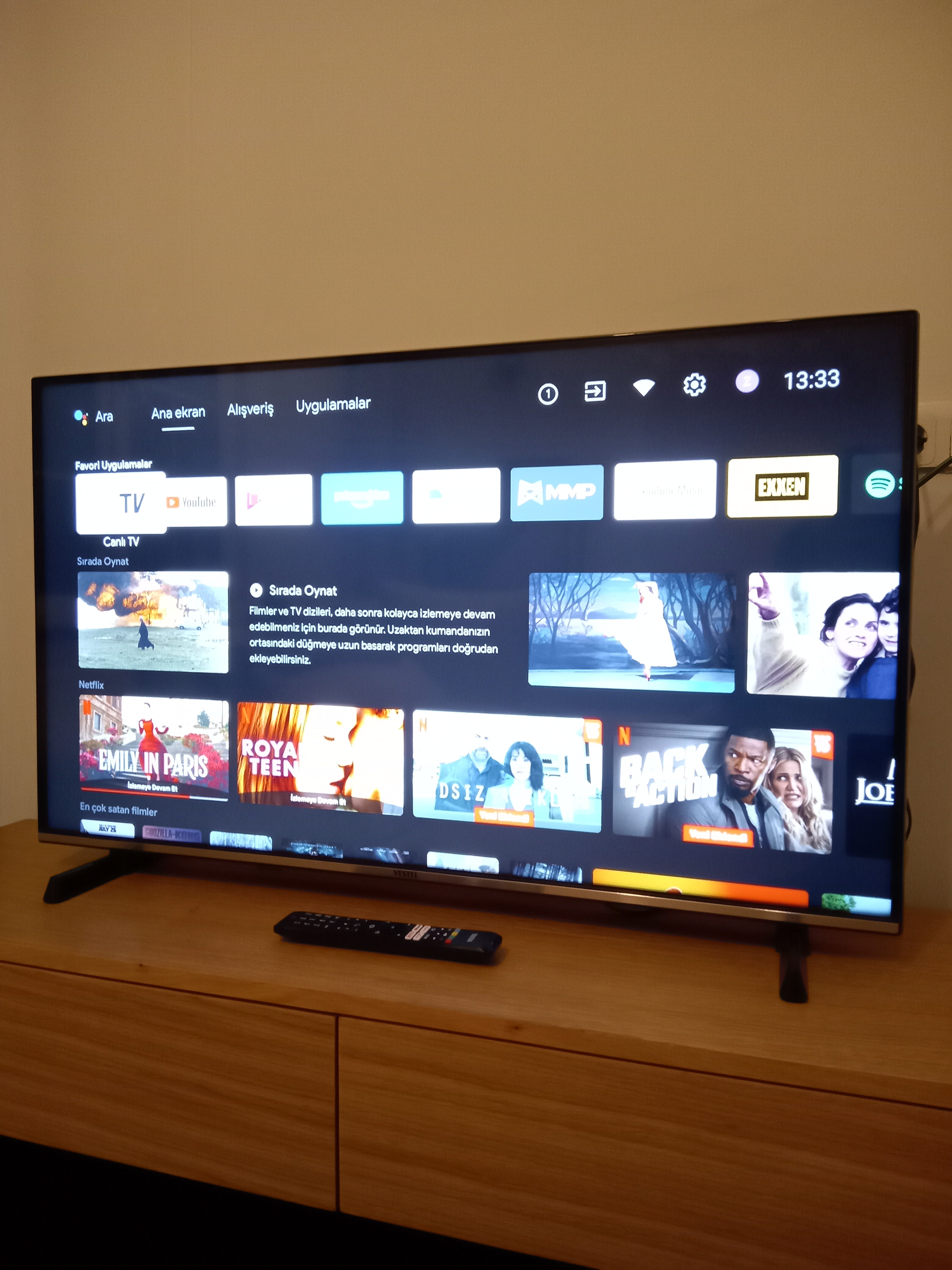 Vestel 43" Televizyon 43UA9631
